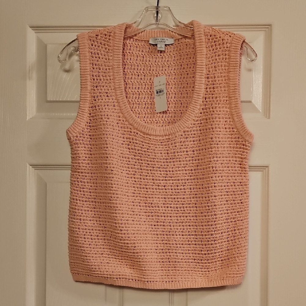 Ann Taylor Peach Knit Top